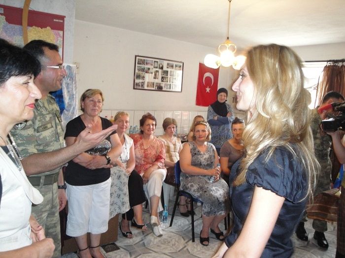 35 Bayan Dikiş Nakış Kursunu Tamamladı